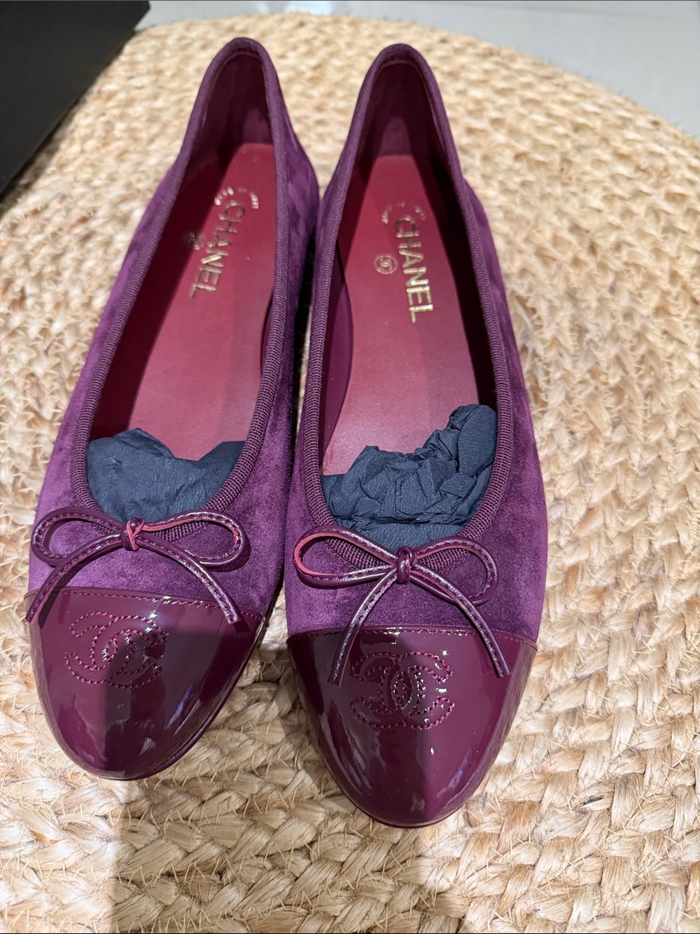 CHANEL 26A BURGUNDY BALLET FLATS